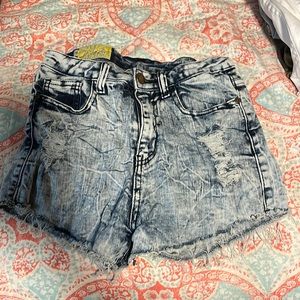 Size M Shorts